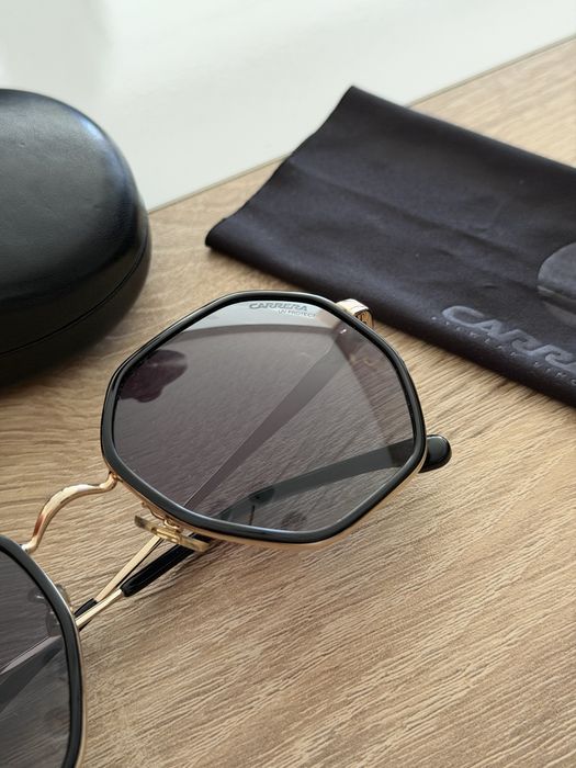 Слънчеви очила CARRERA