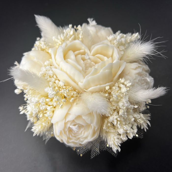 Aranjamente florale handmade cu lumanari din ceara de soia