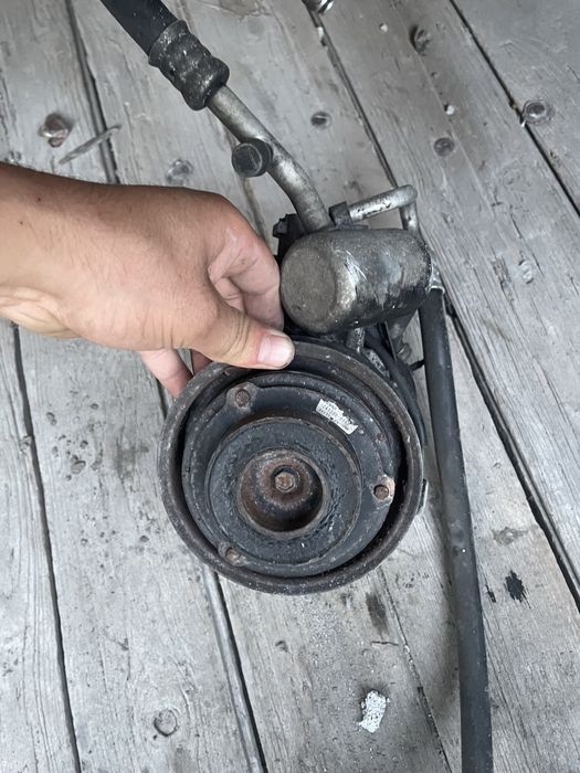 Продам компрессор