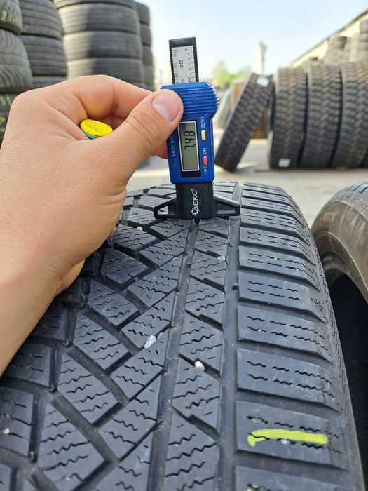 Anvelope de iarna 195-55r20 Continental