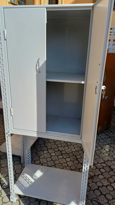 Dulap metalic , vestiar