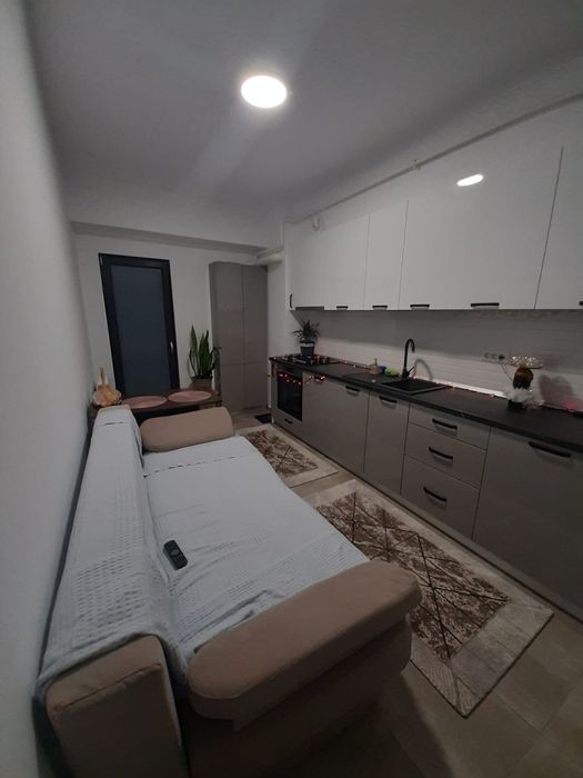 SCHIMB + DIFERENȚĂ cu Apartament cu 3 camere