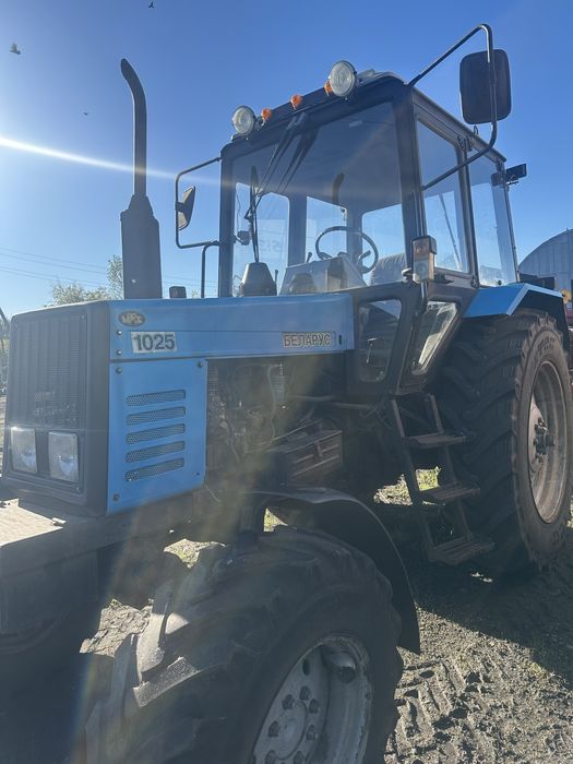 Продам трактор беларус 1025