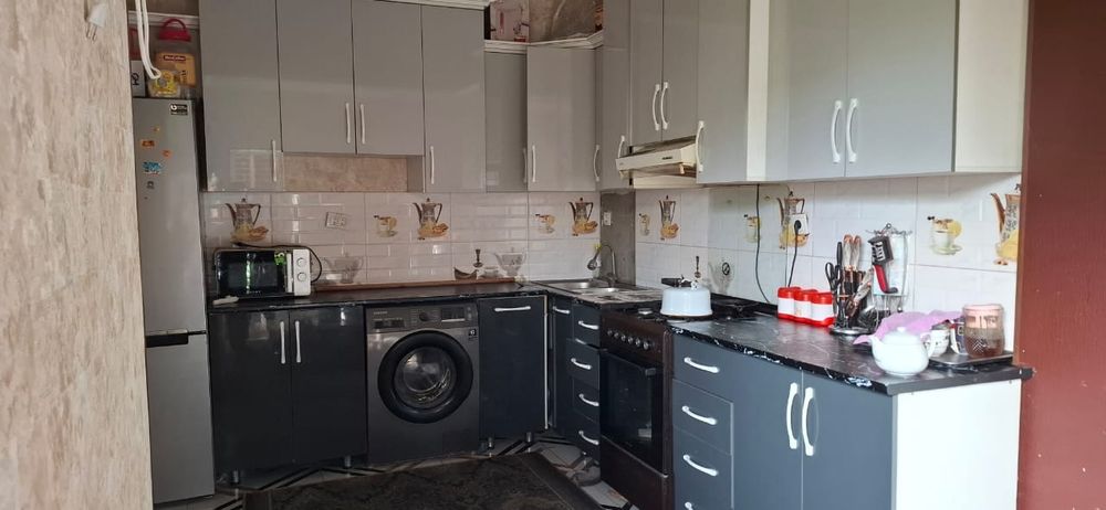 Кухонный гарнитур сатылымда