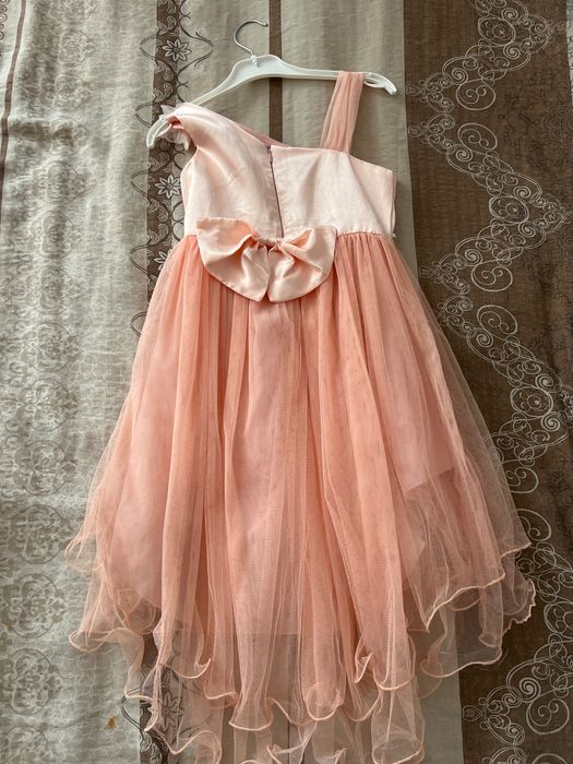 Детски рокли за повод