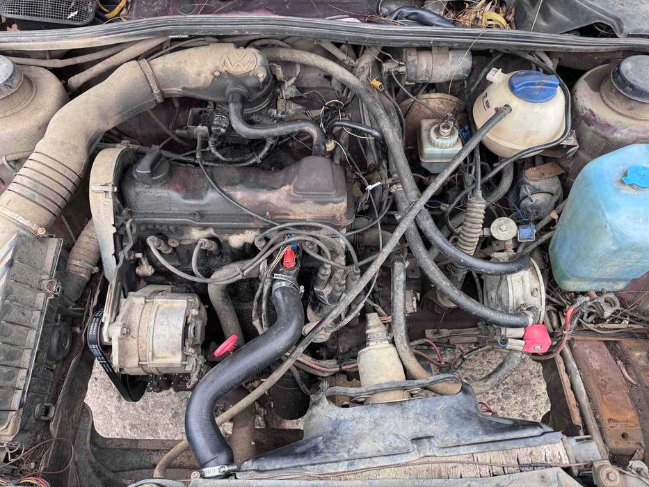 VW Golf II 1.8i 90hp 1990г. На Части
