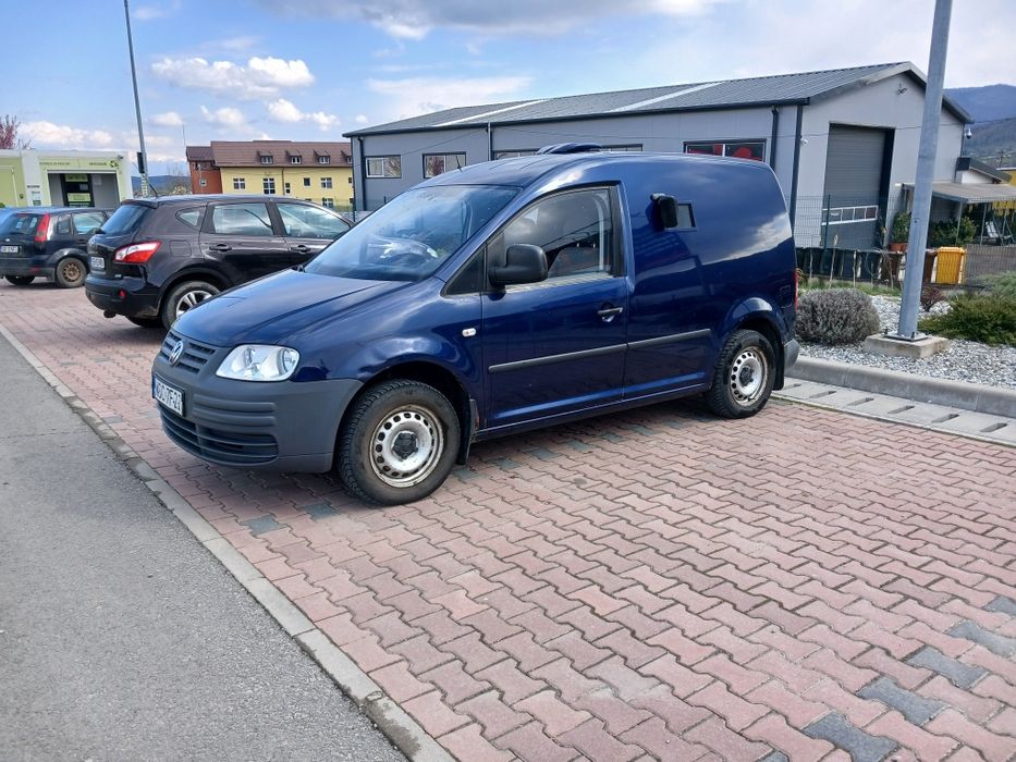 Volkswagen caddy cu 4 locuri