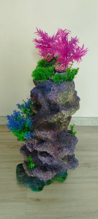 Риф для аквариума или террариума.