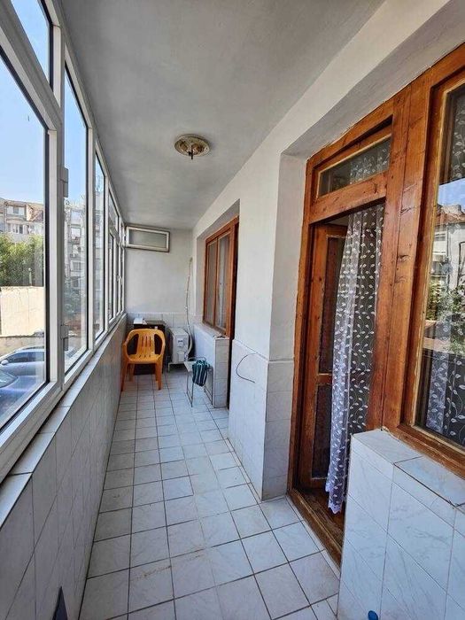 Дава се под наем Многостаен апартамент в Бургас, Център - 110 кв.м за 433.5 € - Снимка #12