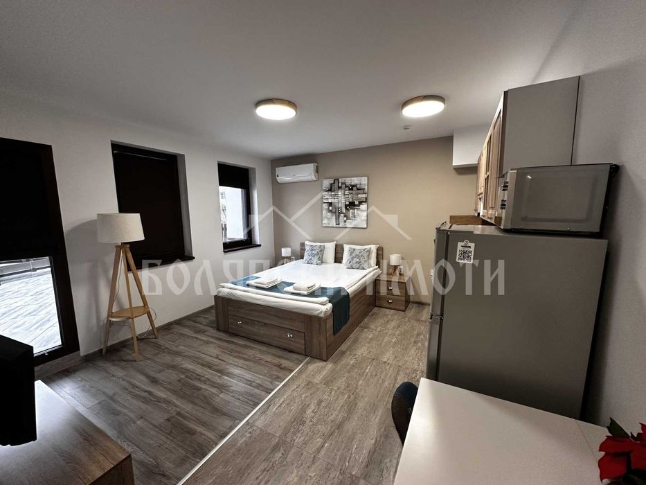 Дава се под наем Едностаен апартамент в Велико Търново, Стара част - 30 кв.м за 255 € - Снимка #1