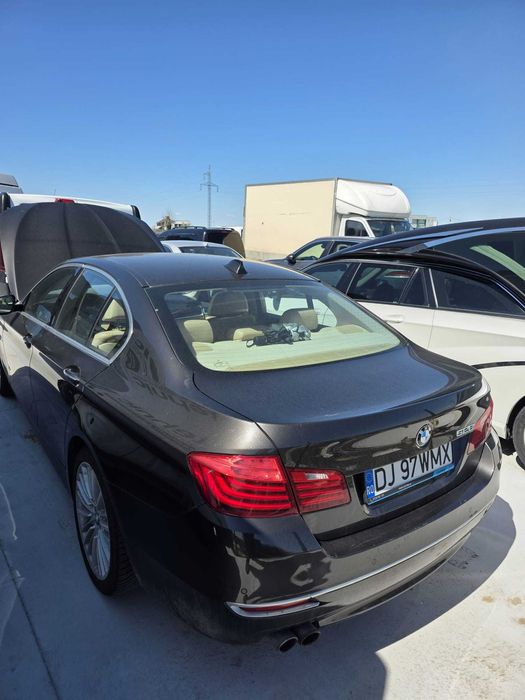 Automobil BMW 528i, anul: 2015 ( facelift )