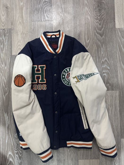 очень странные дела бомбер нетфилкс