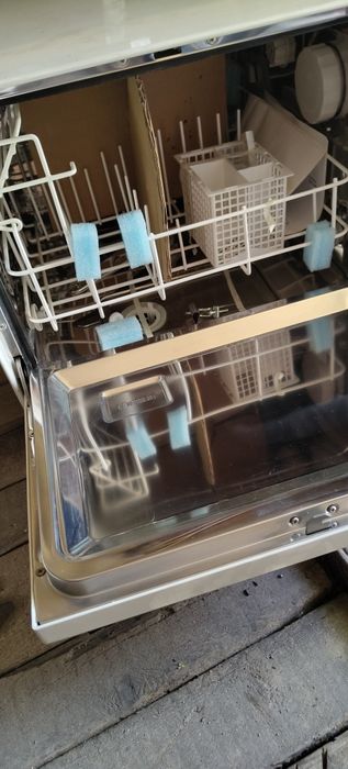 Посудомоечная машина Zanussi  (самовывоз)