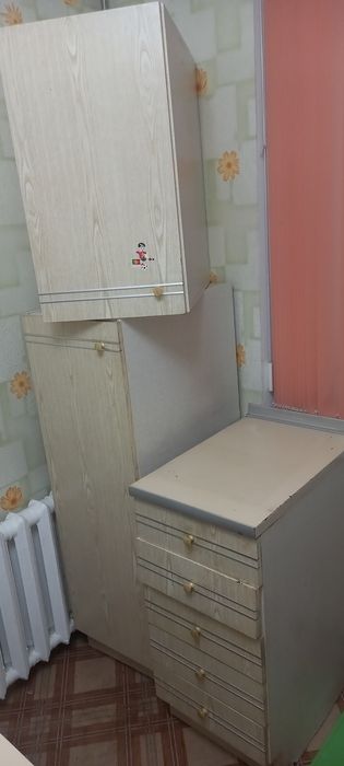 Продам шкафы для кухни