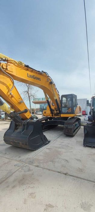1,6 м3 лик огир ишлар учун экскаватор LiuGong CLG933E, Тошкенда!