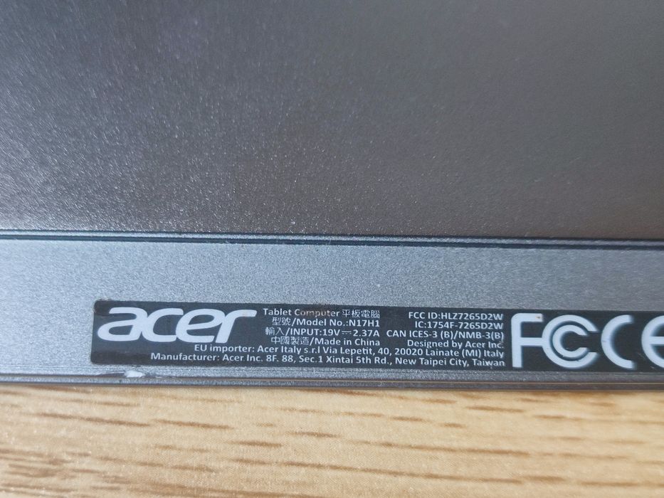 Carcasa display + Tastatura Detașabilă - Acer Switch 3 N17H1