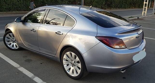 Opel insignia  variante + /- Diferenta