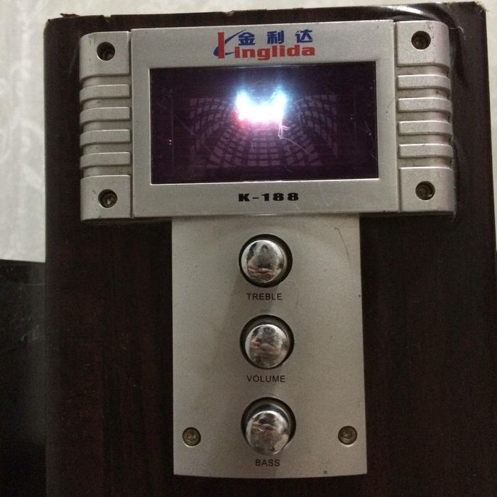 Японский буфер с колонками