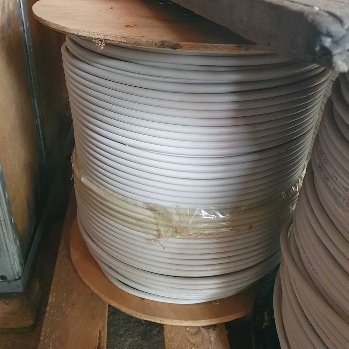 Vand cablu NHXMH-J masiv,3X2,5mm,5X2,5mm,cablu date cat.7 galben