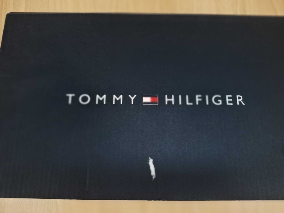 Чехли Tommy Hilfiger 39  нови