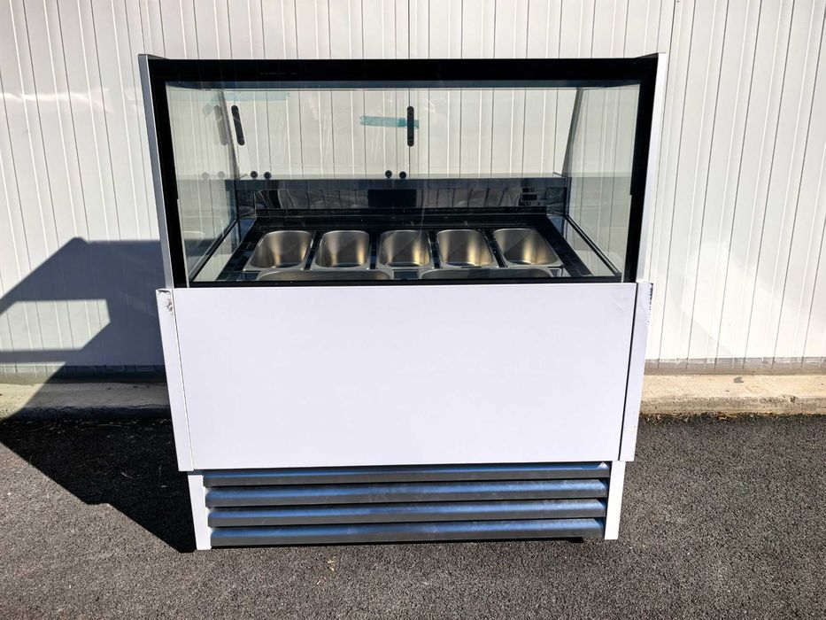 Хладилна витрина за сладолед, 7*5 литра