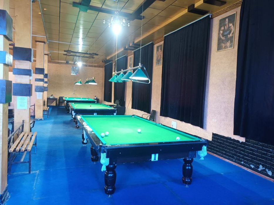 Ikta bilyard(billiard) stoli va to‘liq jihozlari sotiladi