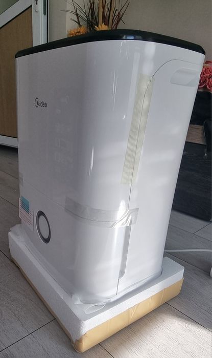Влагоуловител Midea 20L 2v1