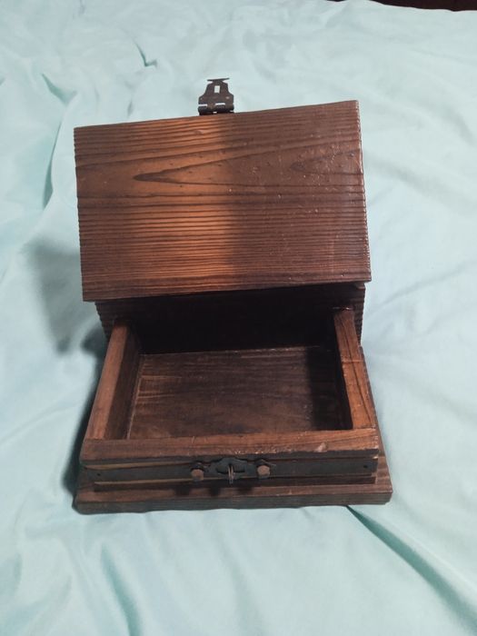 Срочно продам Шкатулку