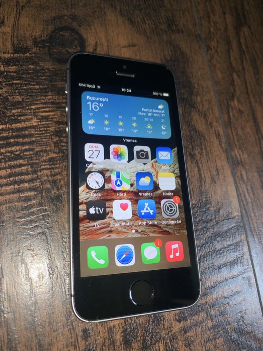 iPhone SE (1st generation)