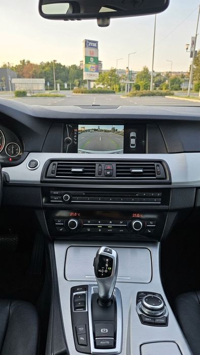 BMW F10 520 D sau schimb cu mașina de 16 ani dar nu electrica