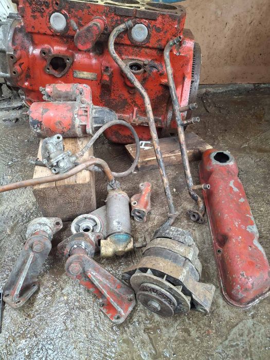 Части за двигател Volvo Penta B20