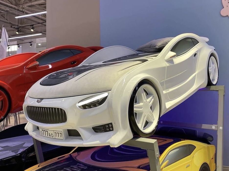 Продам кровать машина