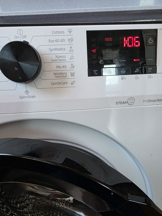 Продавам пералня Беко 6 кг.