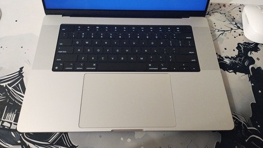 MacBook Pro 16 16/512