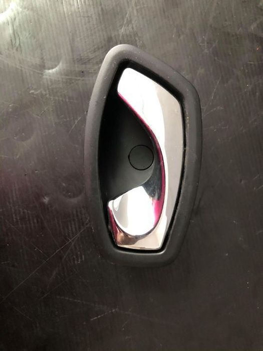 maner usa interior stanga fata renault trafic 3