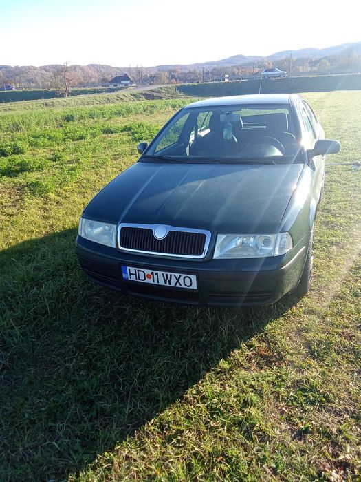 Vând Skoda Octavia