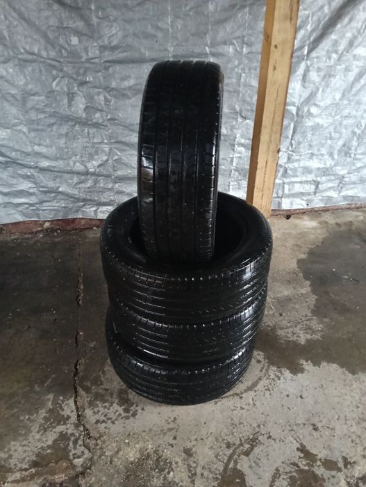 Vând 4 anvelope 205\55/16 Hankook