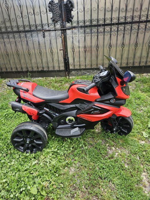 Motocicleta Electrica pentru Copii 6V cu Muzica si MP3, Viteza 4.2 km/h, Baterie 6V 4.5Ah, 3-8 ani, Rosu-Negru