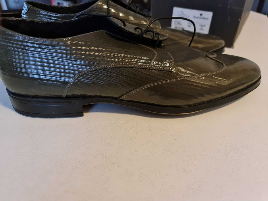 Pantofi eleganti bărbătești