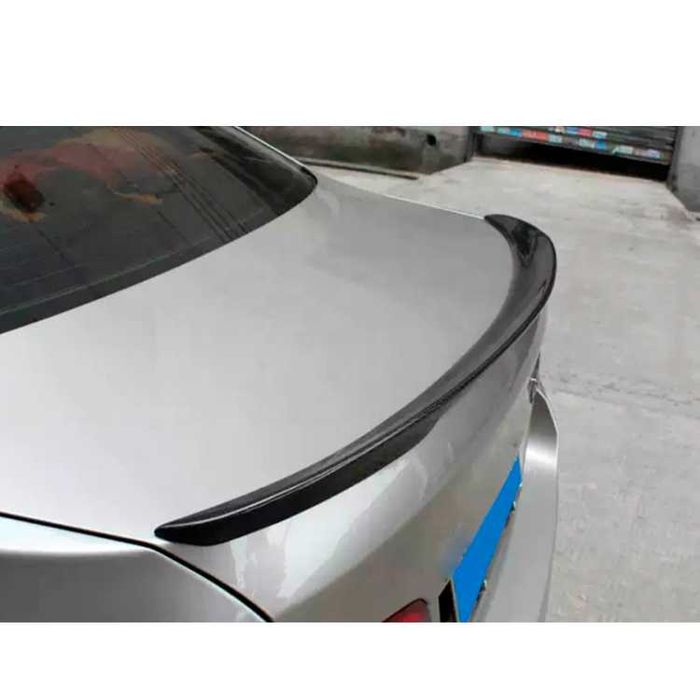P Style спойлер за BMW F10