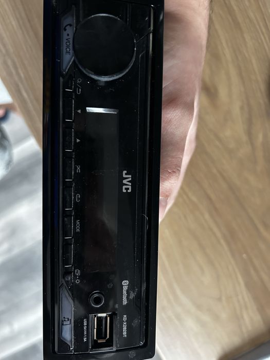 Radiocasetofon  KD-X282BT