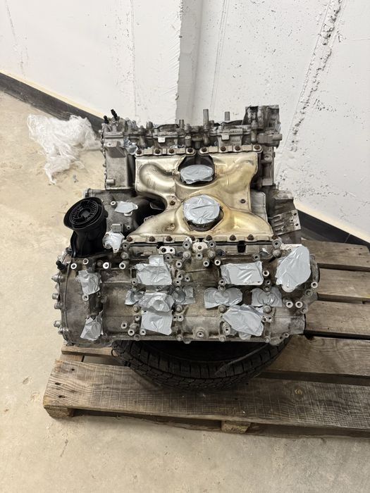 M177 LS2 мерцедес двигател