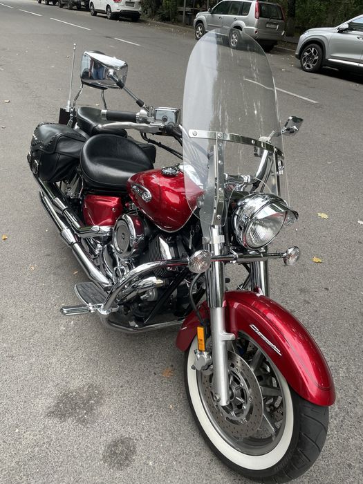 Yamaha XVS-1100 V-STAR