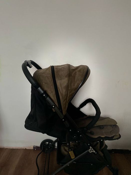 Каляска детская б/у не новая