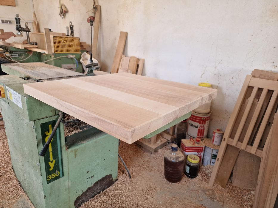 Blaturi din lemn masiv,fronturi mobilă,scaune si mese lemn masiv 100%