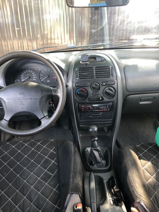 Mitsubishi carizma омен