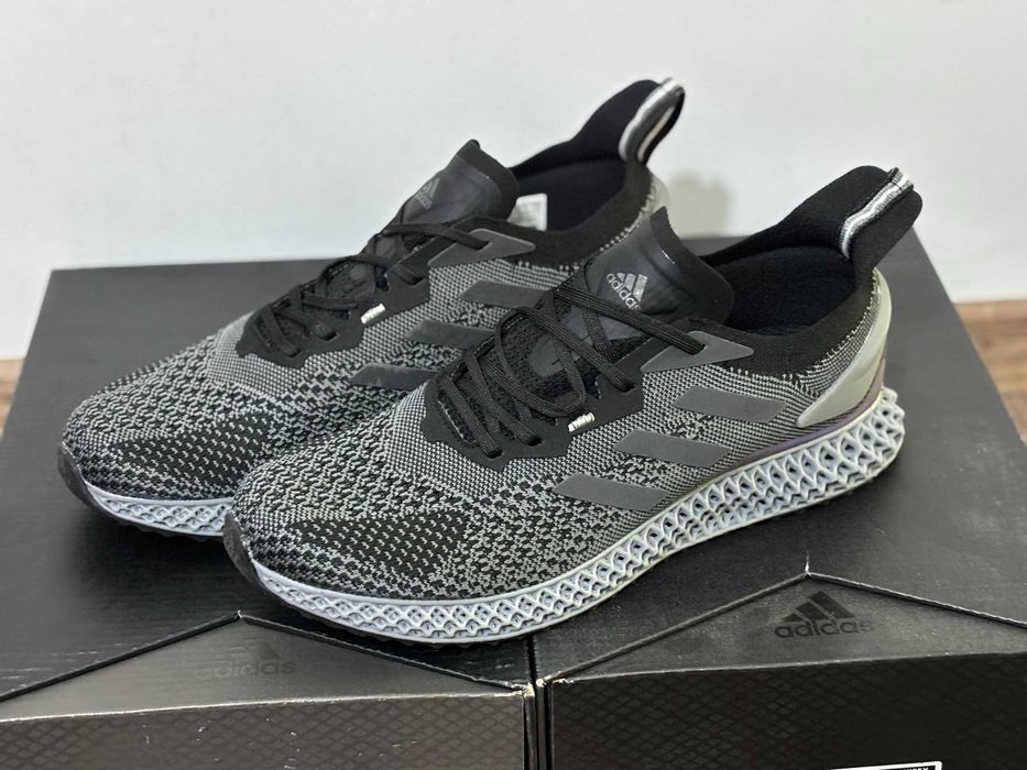 Adidas 4D RUNNING V1 Black/Grey - 43 1/3