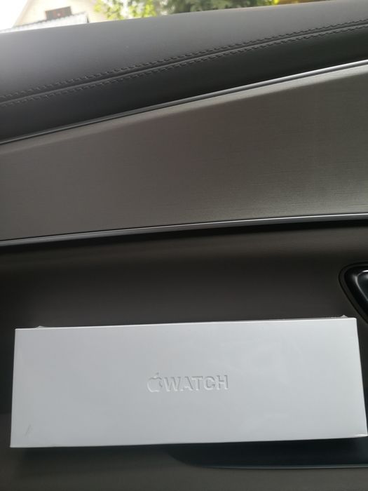 Продам новый Apple watch