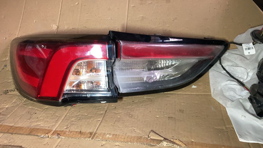 Stop Ford kuga 3 III 2020 - 2024 stop Stanga Dreapta