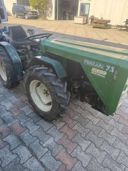 Tractor Ferrari 4x4 32 cai